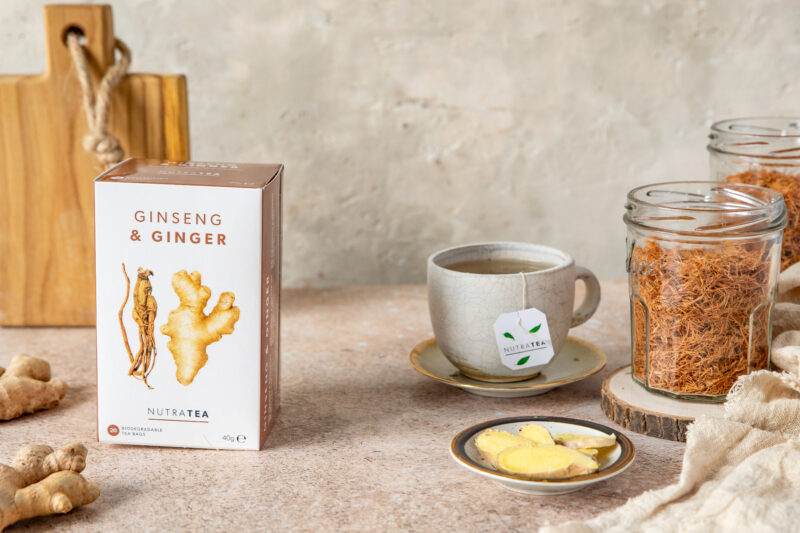 Ginseng and ginger herbal tea for everyday vitality